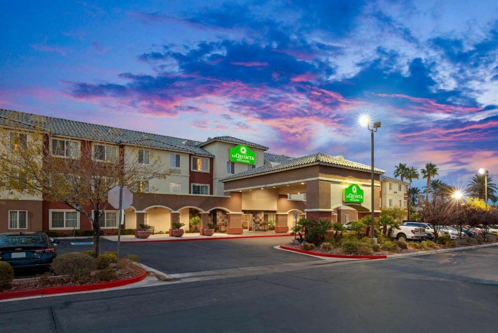 La Quinta Inn & Suites by Wyndham Las Vegas Red Rock / Summerlan Main image